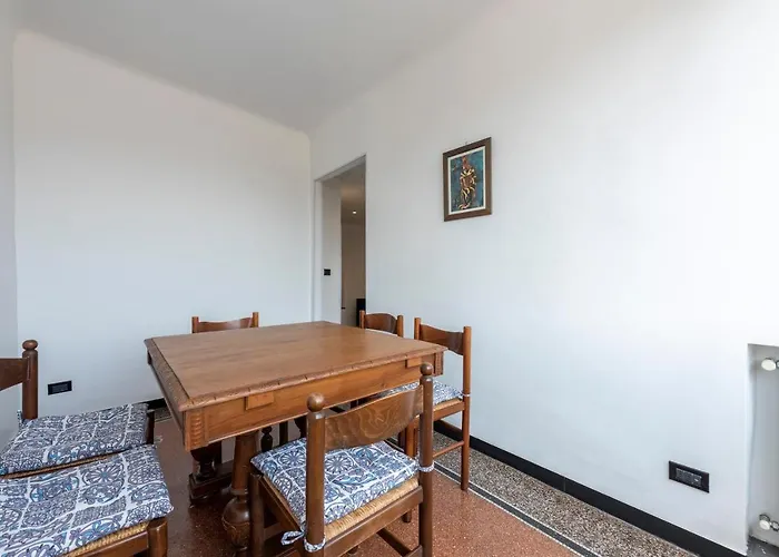 Sunny Flat Next To The Palace * ジェノヴァ