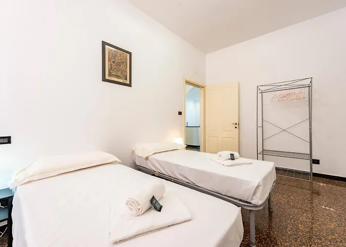 Sunny Flat Next To The Palace *