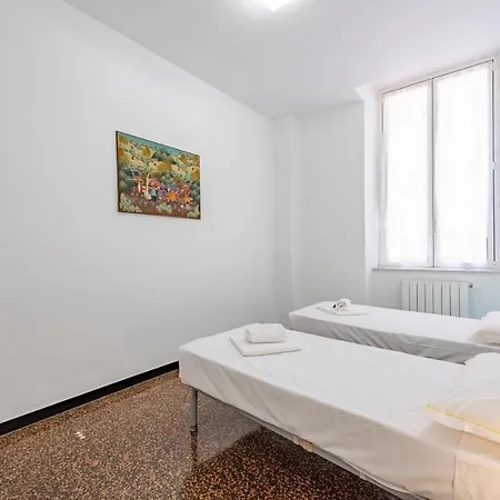 Sunny Flat Next To The Palace * Genoa