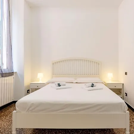 Apartment Sunny Flat Next To The Palace *